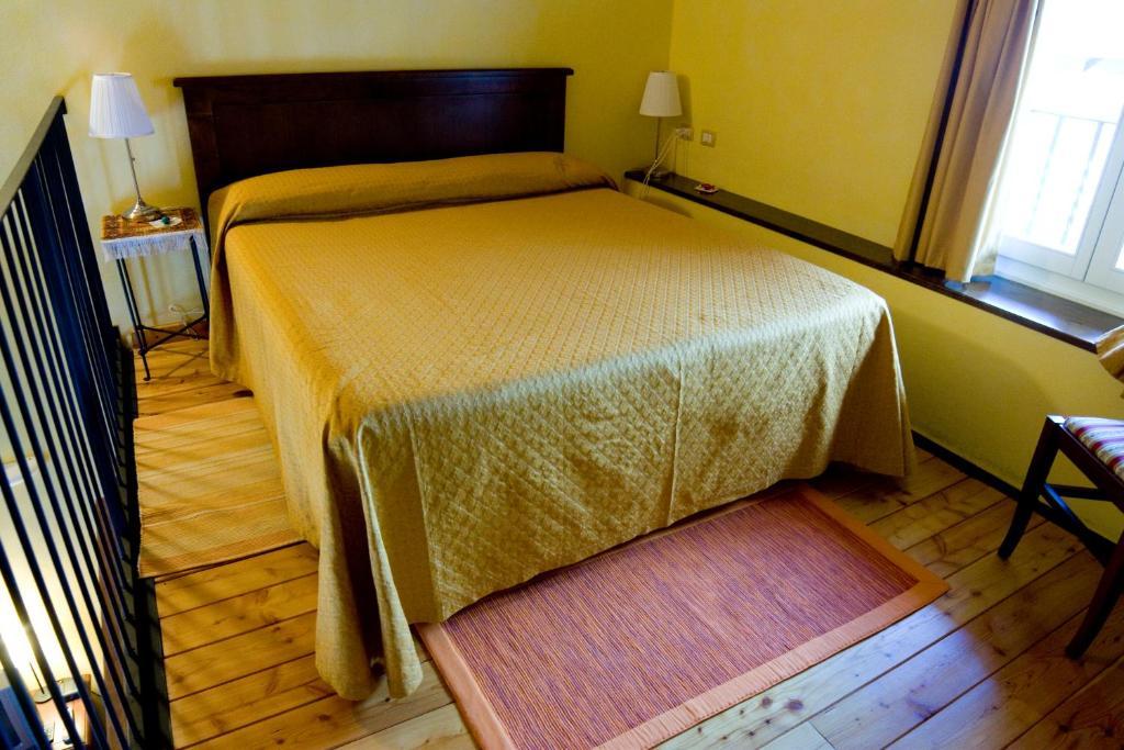 Locanda La Casetta Angera Rom bilde