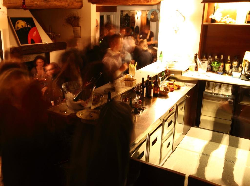 Locanda La Casetta Angera Eksteriør bilde